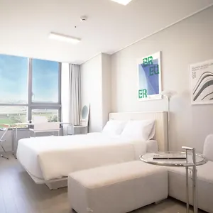Apartment Uh Flat The Songdo Incheon