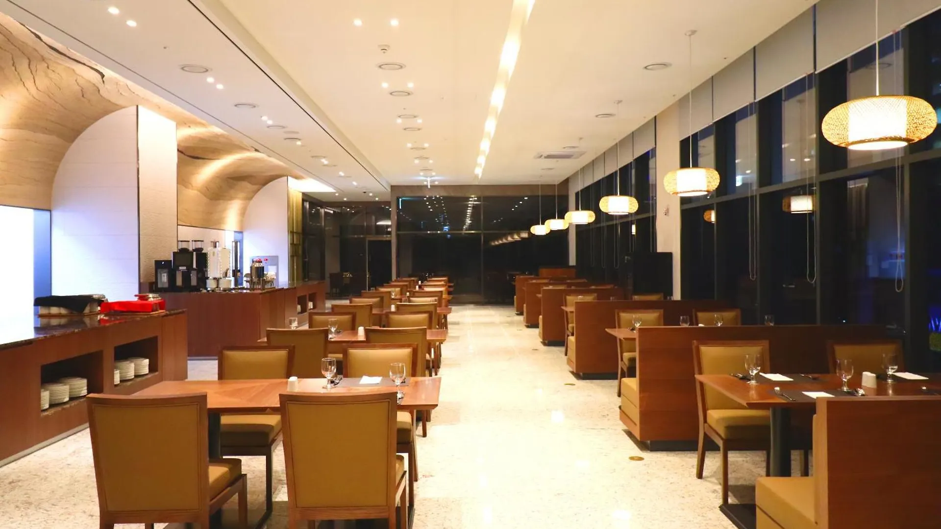 Stanford Hotel Myeongdong Seoul 3*,